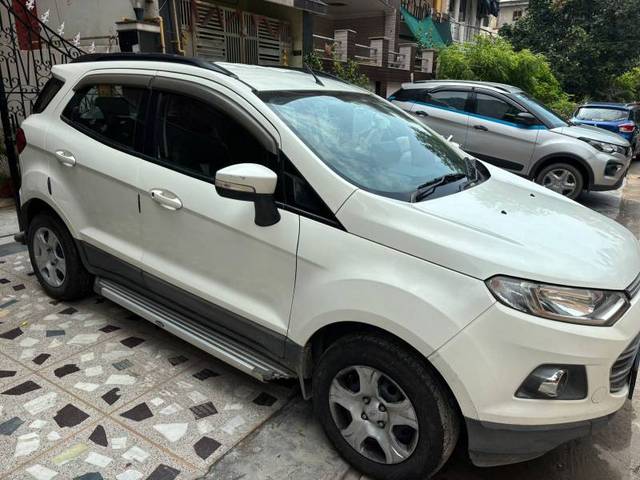 https://images10.gaadi.com/usedgaadi-sellcar/UsedCar/f5dccd20a/018aedc4-85a0-4ee6-9177-2b11272e04eb.jpeg?imwidth=6401