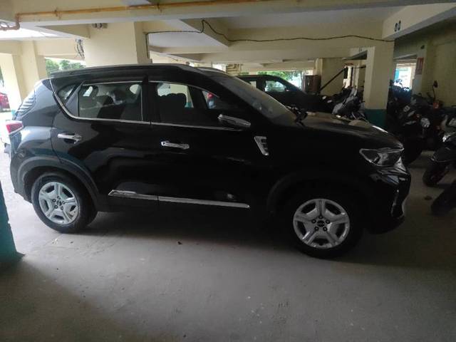 https://images10.gaadi.com/usedgaadi-sellcar/UsedCar/f5dde51ea/345529d9-40e6-451e-84aa-e9b647e97579.jpg?imwidth=6401