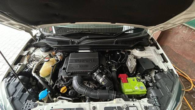 https://images10.gaadi.com/usedgaadi-sellcar/UsedCar/f5de305ca/09da7b46-f4a5-4f59-8906-7ea01fc8de1c.jpg?imwidth=6401