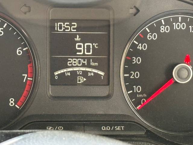 https://images10.gaadi.com/usedgaadi-sellcar/UsedCar/f5de88e4a/6c01de9e-5760-41f2-bc41-a4209089e051.jpeg?imwidth=6402