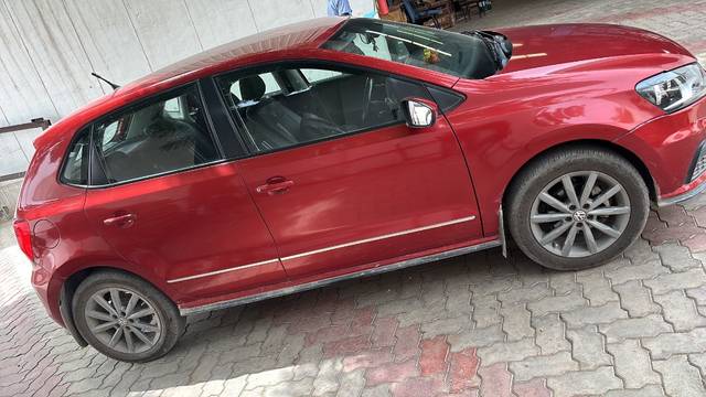 https://images10.gaadi.com/usedgaadi-sellcar/UsedCar/f5de88e4a/d0535df1-8f67-4c01-bcfa-5789f593d704.jpeg?imwidth=6400