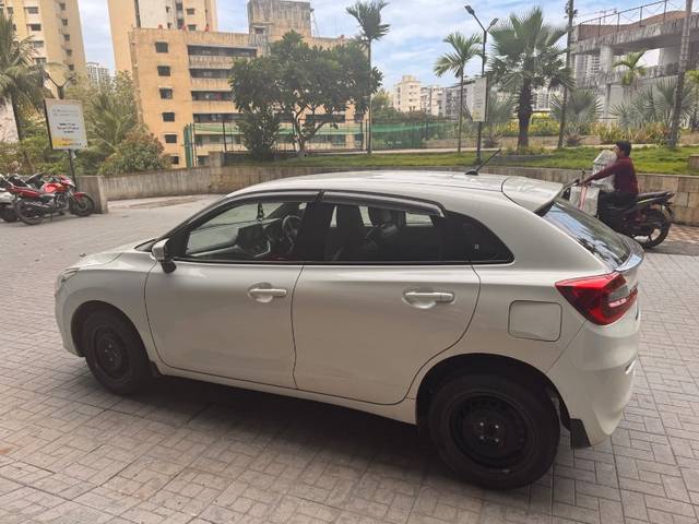 https://images10.gaadi.com/usedgaadi-sellcar/UsedCar/f5df1976a/b13ef4ed-3c17-42e9-aafb-67c255ce52cb.jpeg?imwidth=6402