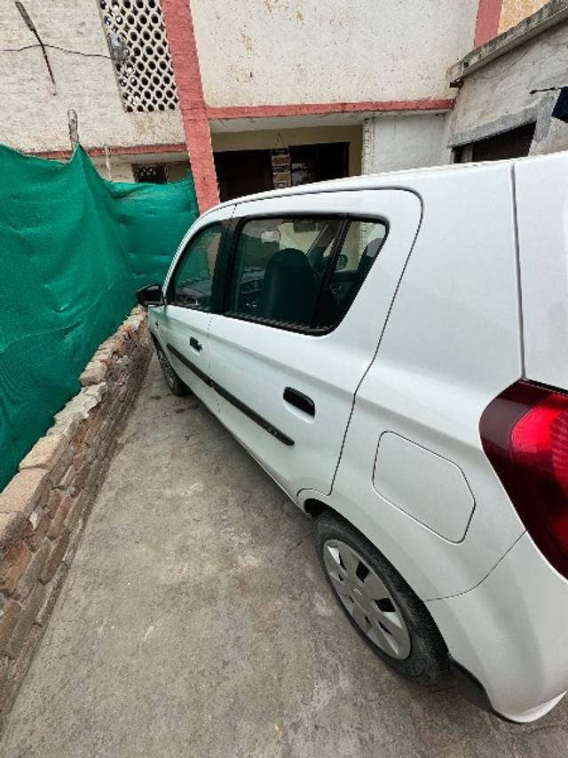 https://images10.gaadi.com/usedgaadi-sellcar/UsedCar/f5df6180a/94703e6f-7dd1-45c5-8cbe-2c09209d02de.jpeg?imwidth=6401