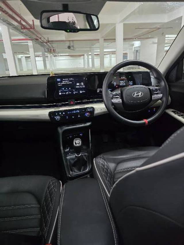 https://images10.gaadi.com/usedgaadi-sellcar/UsedCar/f5e01745a/289b0668-b404-4320-917b-cb2d297541df.jpg?imwidth=6402