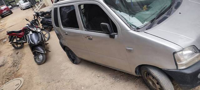 https://images10.gaadi.com/usedgaadi-sellcar/UsedCar/f5e0c6a9a/4db64ac3-50f3-4679-8e3c-4c8fd79ab7b5.jpeg?imwidth=6402