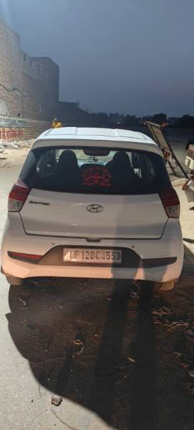 https://images10.gaadi.com/usedgaadi-sellcar/UsedCar/f5e0e172a/c1d23d88-dfe1-40b8-83e8-082551ce7c71.jpg?imwidth=6402
