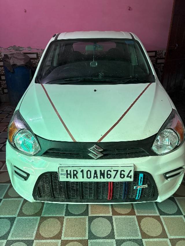 https://images10.gaadi.com/usedgaadi-sellcar/UsedCar/f5e24d0aa/0c6b8bfe-0113-4a6a-8388-e69ef50a3793.jpg?imwidth=6400