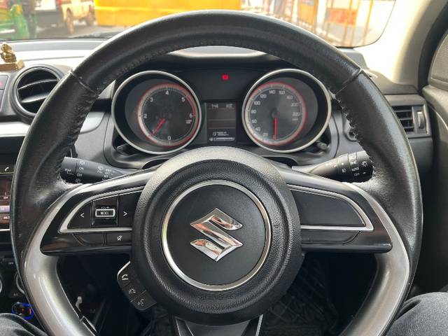 https://images10.gaadi.com/usedgaadi-sellcar/UsedCar/f5e3cf27a/122a87f8-fc75-4bfb-a061-eb3e572b8da3.jpeg?imwidth=6401