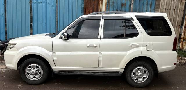 https://images10.gaadi.com/usedgaadi-sellcar/UsedCar/f5e424c5a/a53ec9e3-ceac-4a88-a998-5d3736190c17.jpeg?imwidth=6402