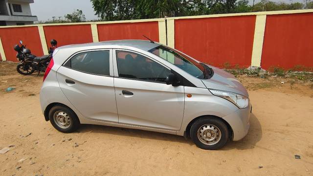 https://images10.gaadi.com/usedgaadi-sellcar/UsedCar/f5e51c39-0f88-4a87-b7f3-4bade9d6ec0c/81603087-7c75-4c6f-b916-55e8e1747f5f.jpg?imwidth=6400