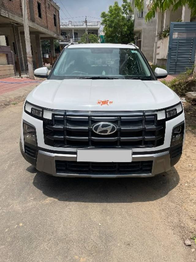 https://images10.gaadi.com/usedgaadi-sellcar/UsedCar/f5e5474aa/0995922b-6695-4bec-a421-dcb6f18ab120.jpeg?imwidth=6400