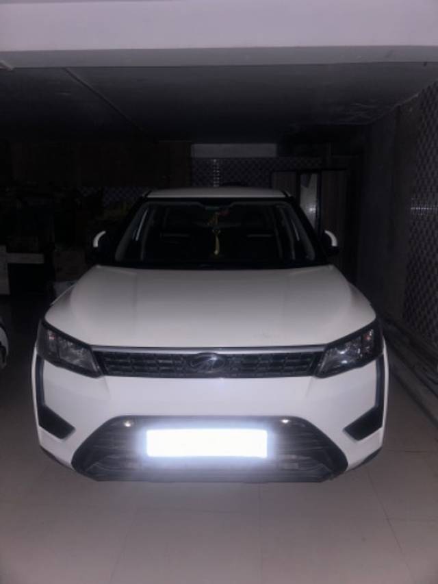 https://images10.gaadi.com/usedgaadi-sellcar/UsedCar/f5e5d147a/f9f88036-6695-4d9c-b0a2-dcf363a2ec55.jpeg?imwidth=6401