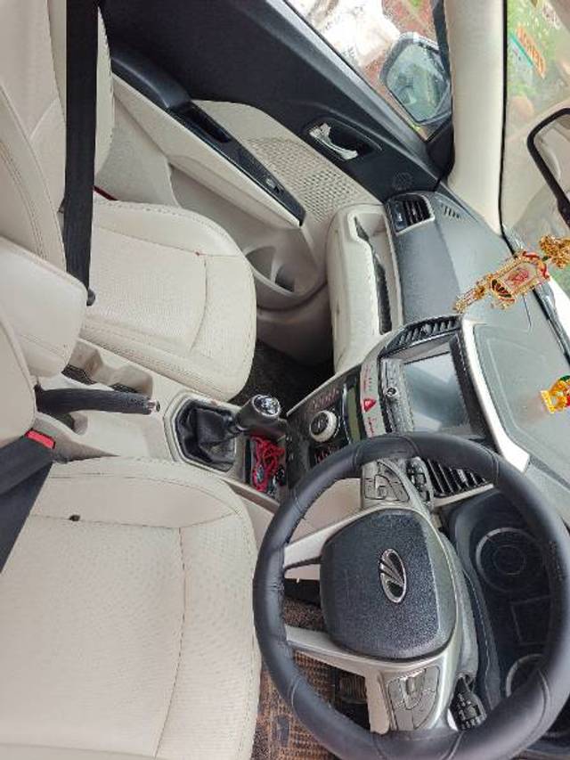 https://images10.gaadi.com/usedgaadi-sellcar/UsedCar/f5e5d647a/22391543-8d96-4af5-b9bf-9d01e42f87d1.jpg?imwidth=6400