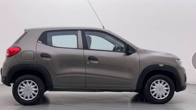 https://images10.gaadi.com/usedgaadi-sellcar/UsedCar/f5e605a2a/2685a5db-8b3c-4ac7-a430-d9077c9aadc1.jpg?imwidth=6401