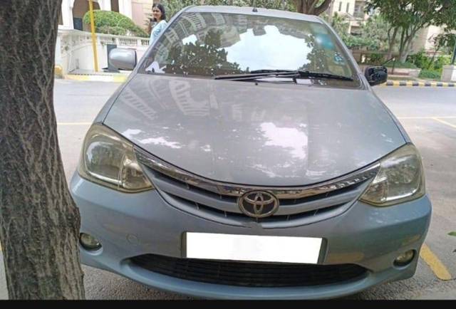 https://images10.gaadi.com/usedgaadi-sellcar/UsedCar/f5e6b3a0a/e5e1caa8-8b11-4ac0-b758-d7260e928c2d.jpg?imwidth=6402