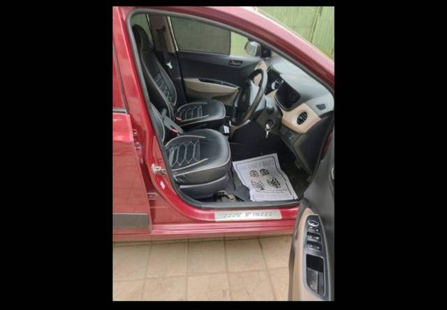 https://images10.gaadi.com/usedgaadi-sellcar/UsedCar/f5e6d9ffa/ea3ff6aa-c4e3-4ab3-a92c-8cbe407188e9.jpg?imwidth=6402