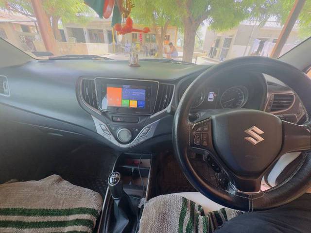https://images10.gaadi.com/usedgaadi-sellcar/UsedCar/f5e70c58a/6febc9ac-1112-4328-9739-67518f0fd33d.jpg?imwidth=6402