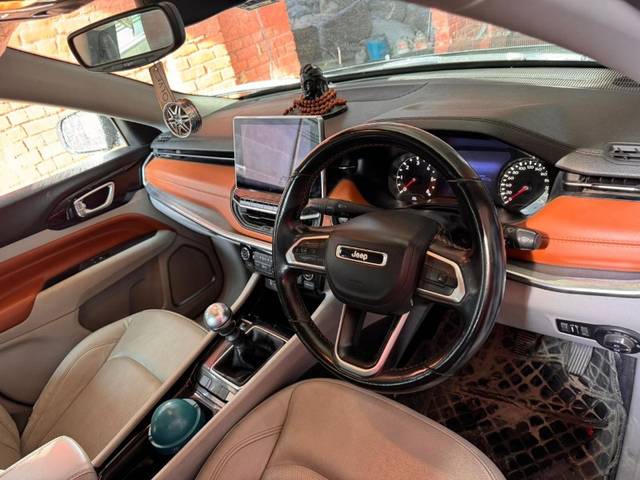 https://images10.gaadi.com/usedgaadi-sellcar/UsedCar/f5e7494da/2377fcd2-b0fb-420e-83ed-5ce56100bc1d.jpeg?imwidth=6401