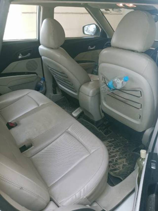 https://images10.gaadi.com/usedgaadi-sellcar/UsedCar/f5e76de6a/bafa6321-1ebe-4e27-adea-e5b1d163b5aa.jpg?imwidth=6401