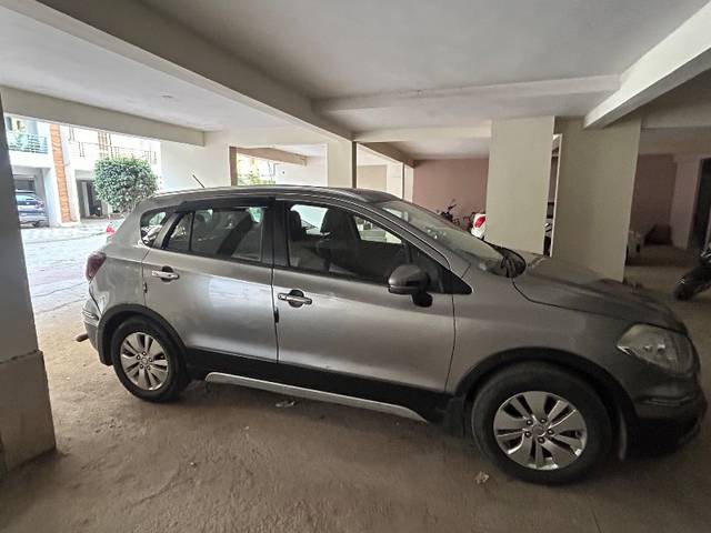 https://images10.gaadi.com/usedgaadi-sellcar/UsedCar/f5e7c8c1a/c19bc2c2-9181-4bd6-aca7-00853b8faf18.jpeg?imwidth=6401