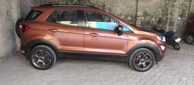 https://images10.gaadi.com/usedgaadi-sellcar/UsedCar/f5e82c83a/6f2a7d0c-6a6c-4d62-a3a5-9e3758a00193.jpg?imwidth=6401