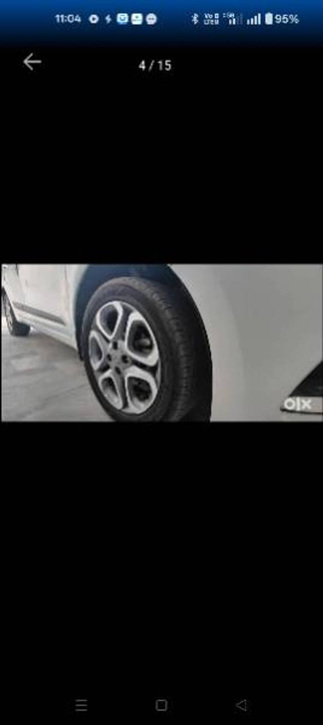 https://images10.gaadi.com/usedgaadi-sellcar/UsedCar/f5e82ce7a/5bd20508-1e54-4792-aaa4-c3a3ebd1882b.jpg?imwidth=6401