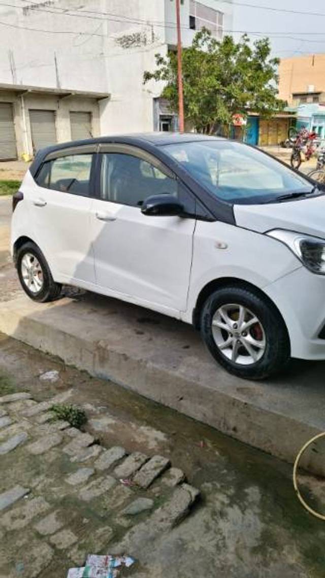 https://images10.gaadi.com/usedgaadi-sellcar/UsedCar/f5ea1abba/94f13c8c-e87e-4a17-9636-ba0e5901a94e.jpg?imwidth=6401