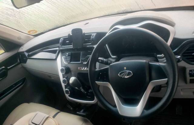 https://images10.gaadi.com/usedgaadi-sellcar/UsedCar/f5eb329aa/d2608d2c-56eb-43d9-9e08-c438d57578f5.jpg?imwidth=6401