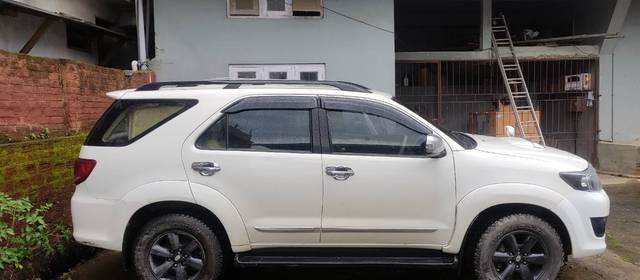 https://images10.gaadi.com/usedgaadi-sellcar/UsedCar/f5eb8afba/3fd1431c-89da-43de-9b7b-427833689d43.jpg?imwidth=6401
