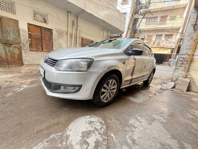 https://images10.gaadi.com/usedgaadi-sellcar/UsedCar/f5eb8b53a/996f9677-9fac-45b1-9896-cb49caf74bb2.jpeg?imwidth=6402