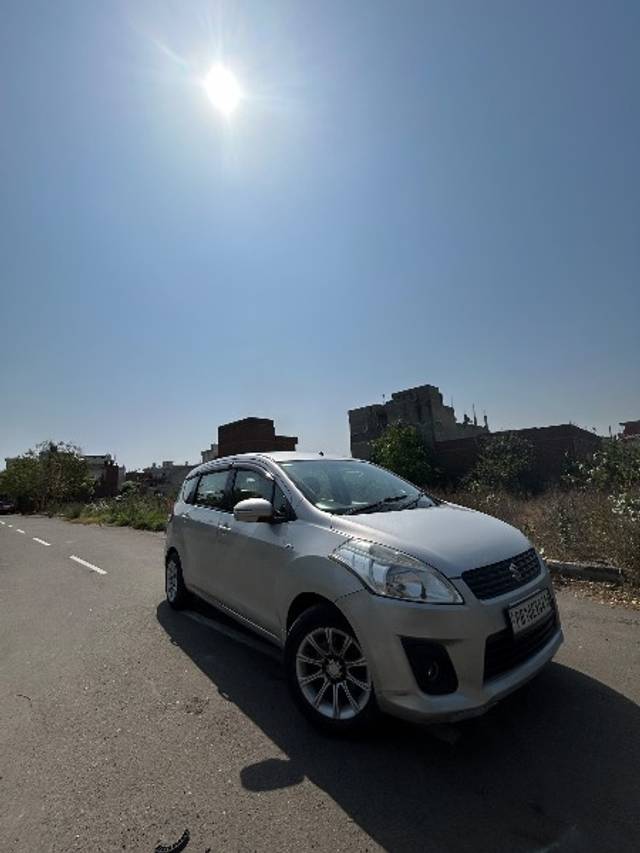 https://images10.gaadi.com/usedgaadi-sellcar/UsedCar/f5eba6a2a/6dca0d47-b355-4461-a047-9c50869f4c98.jpeg?imwidth=6400