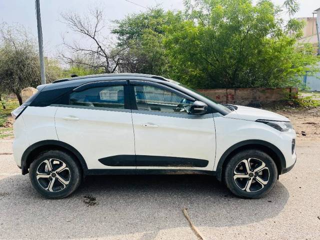 https://images10.gaadi.com/usedgaadi-sellcar/UsedCar/f5ebd4faa/478cd38a-9b35-4925-9210-013af8c9e7f1.jpg?imwidth=6401