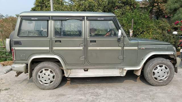 https://images10.gaadi.com/usedgaadi-sellcar/UsedCar/f5ec21b6a/34b37de9-9401-4c50-88a7-f624067076ca.jpg?imwidth=6400