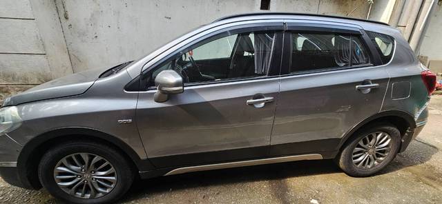 https://images10.gaadi.com/usedgaadi-sellcar/UsedCar/f5ec55afa/bd612f4a-fca5-4b4e-a679-857b2b64f2c8.jpg?imwidth=6401