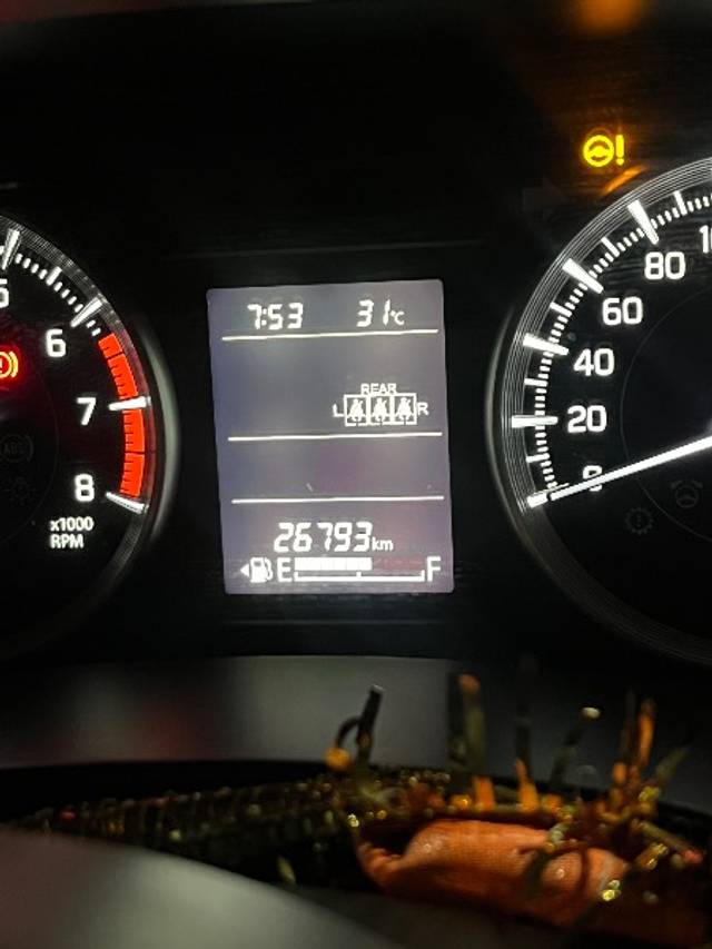 https://images10.gaadi.com/usedgaadi-sellcar/UsedCar/f5ec788aa/2053fb41-bc4e-4cb6-8068-dd7fdd9001cc.jpeg?imwidth=6402