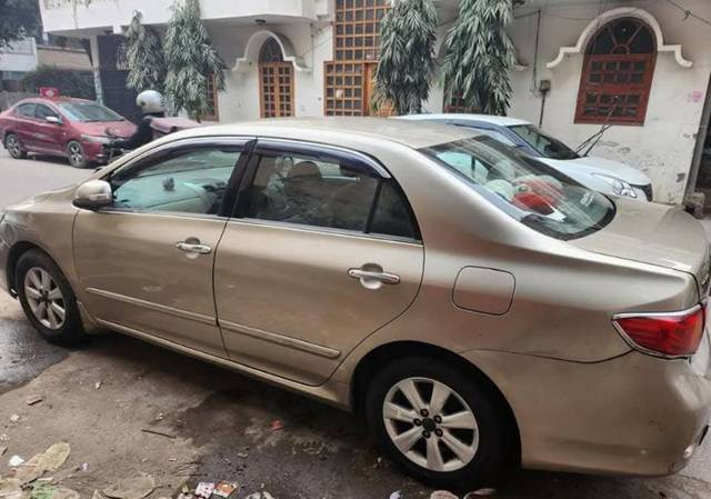 https://images10.gaadi.com/usedgaadi-sellcar/UsedCar/f5ec7eb6a/c89e7547-7463-40f5-90eb-d400d8f45c98.jpg?imwidth=6402