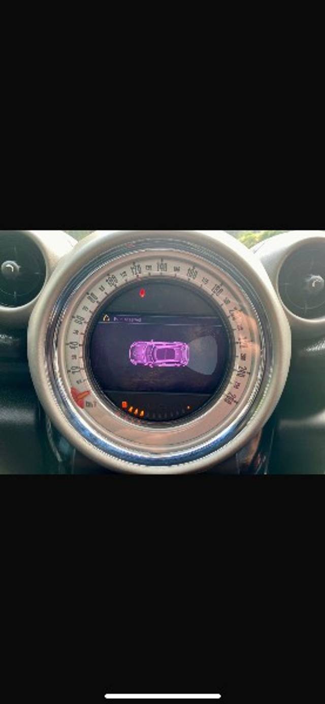 https://images10.gaadi.com/usedgaadi-sellcar/UsedCar/f5ecb619a/83c6aeeb-a504-4988-848b-e9511f1e0b74.png?imwidth=6401