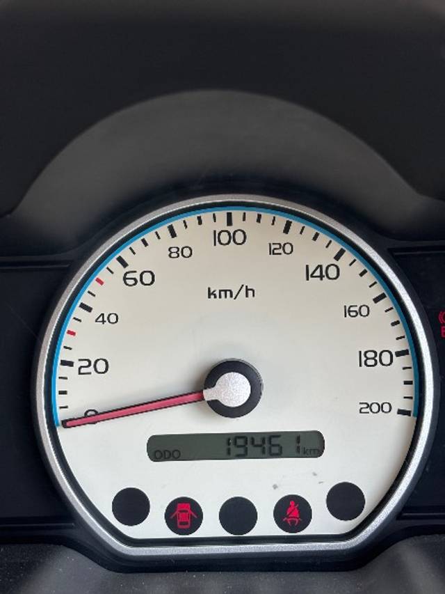 https://images10.gaadi.com/usedgaadi-sellcar/UsedCar/f5ede4c8a/5a3d3740-ec3f-4907-ac2d-fa9179004291.jpeg?imwidth=6402