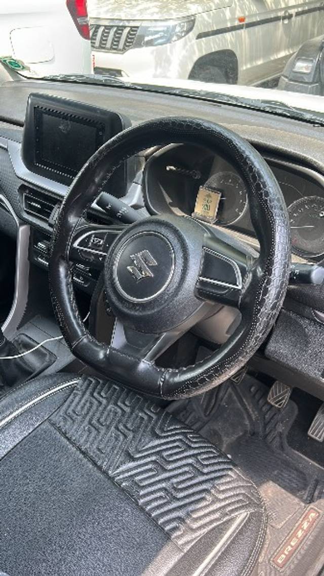 https://images10.gaadi.com/usedgaadi-sellcar/UsedCar/f5ee65c6a/eda919ec-3c89-4e0c-8936-297acb1cd2c7.jpeg?imwidth=6402