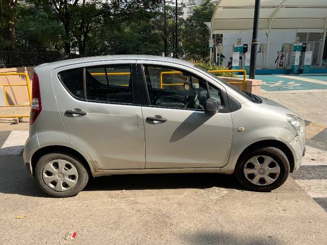https://images10.gaadi.com/usedgaadi-sellcar/UsedCar/f5eecc23a/8a63f8c5-487f-438f-8488-ba0eec00a6f9.jpeg?imwidth=6402