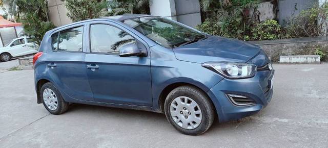 https://images10.gaadi.com/usedgaadi-sellcar/UsedCar/f5ef7f7ba/97e725a1-4776-498f-8dae-13bfd8f45aed.jpg?imwidth=6400