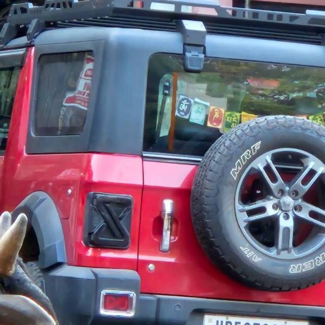 https://images10.gaadi.com/usedgaadi-sellcar/UsedCar/f5f063f4a/34ccf92d-cc91-4a5b-8b1a-17331a1b1a04.png?imwidth=6402
