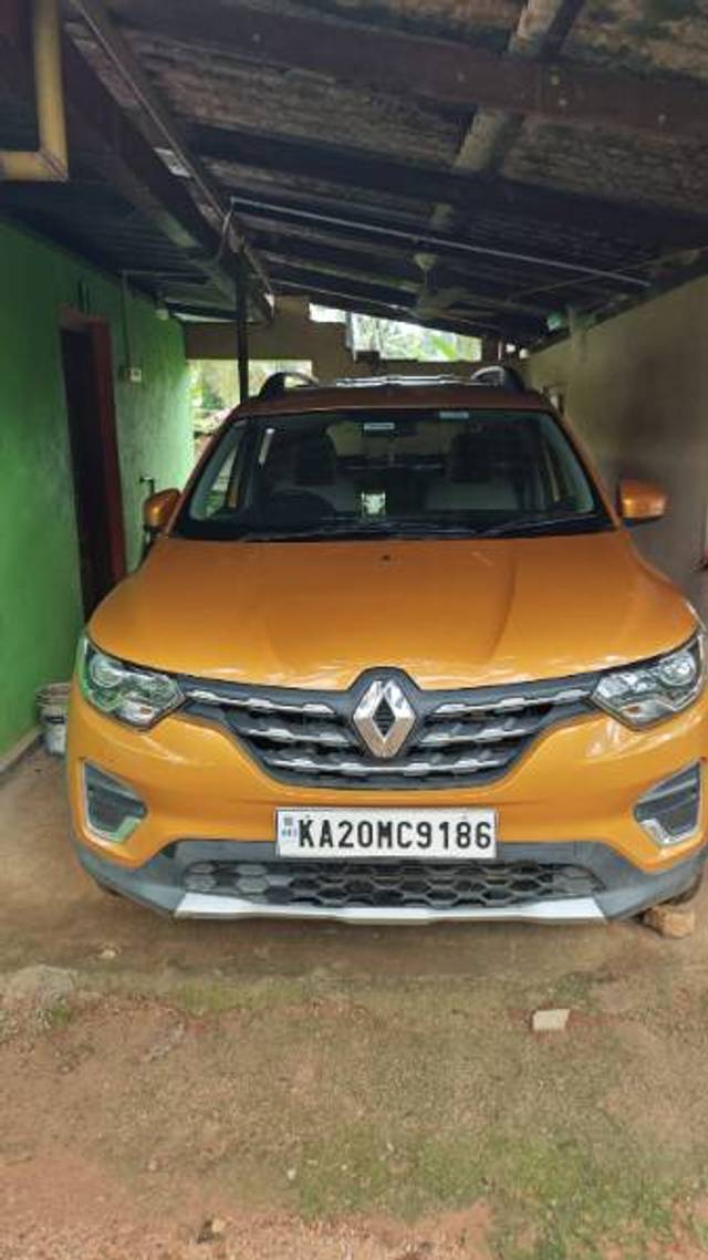 https://images10.gaadi.com/usedgaadi-sellcar/UsedCar/f5f0f3b9a/d2fcdc28-90ea-4a49-816c-2e8e9dac21b3.jpg?imwidth=6400