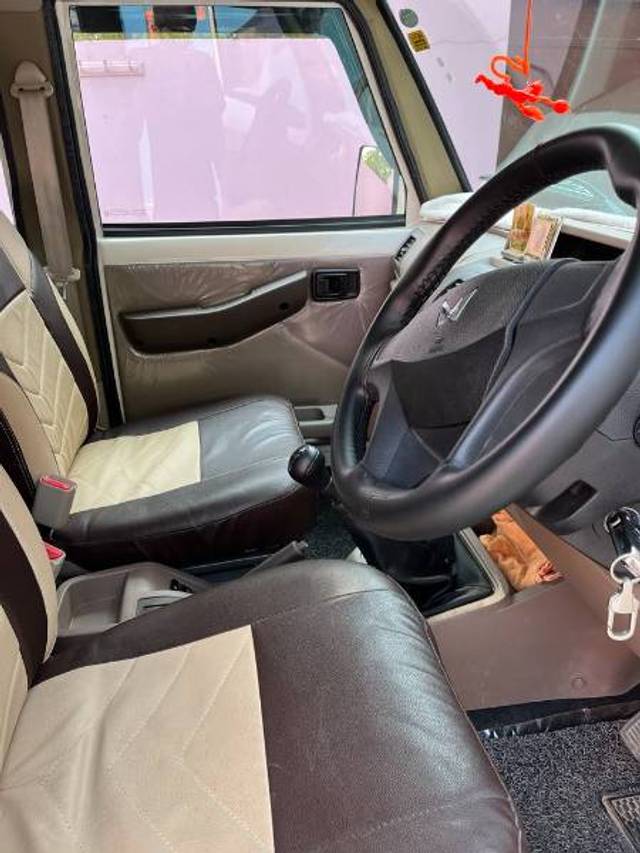 https://images10.gaadi.com/usedgaadi-sellcar/UsedCar/f5f11986a/acdb8ee0-2d44-41ca-b26d-fdff87993785.jpg?imwidth=6402