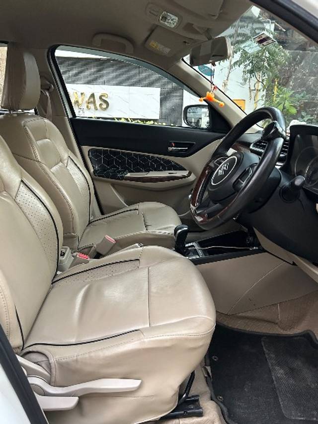 https://images10.gaadi.com/usedgaadi-sellcar/UsedCar/f5f15153a/dfc9681c-b206-41e2-8805-d8187f98e4ae.jpeg?imwidth=6402