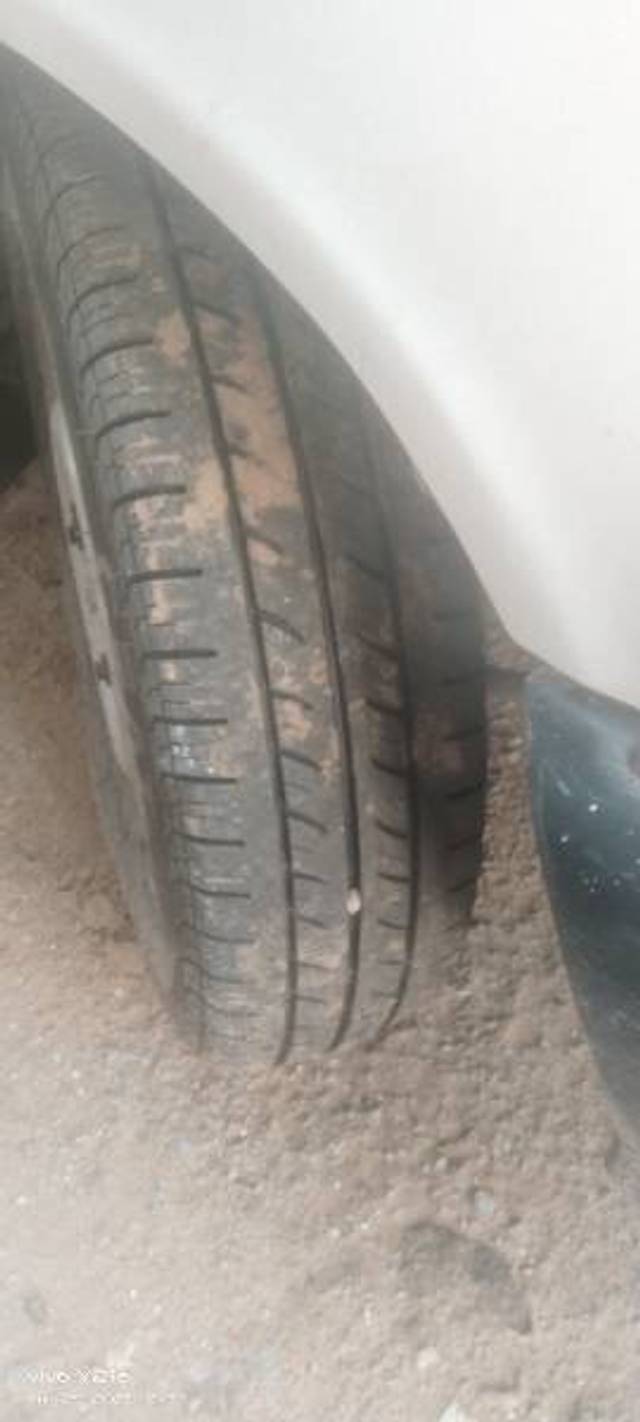https://images10.gaadi.com/usedgaadi-sellcar/UsedCar/f5f24a78a/9ed08861-030f-4bf2-a0a8-0718c2f81c55.jpg?imwidth=6402