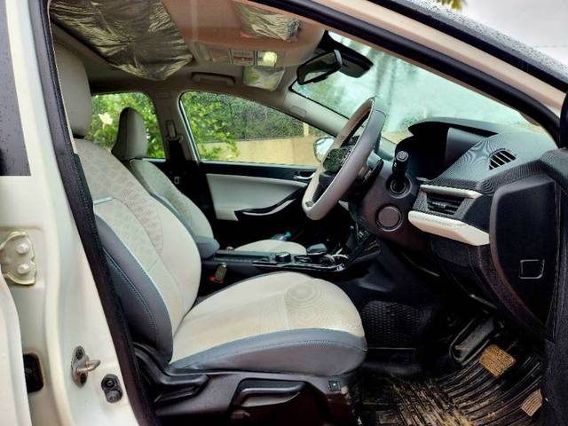 https://images10.gaadi.com/usedgaadi-sellcar/UsedCar/f5f290daa/68d701a4-de6c-428e-8d4f-280b7ada3d18.jpg?imwidth=6402