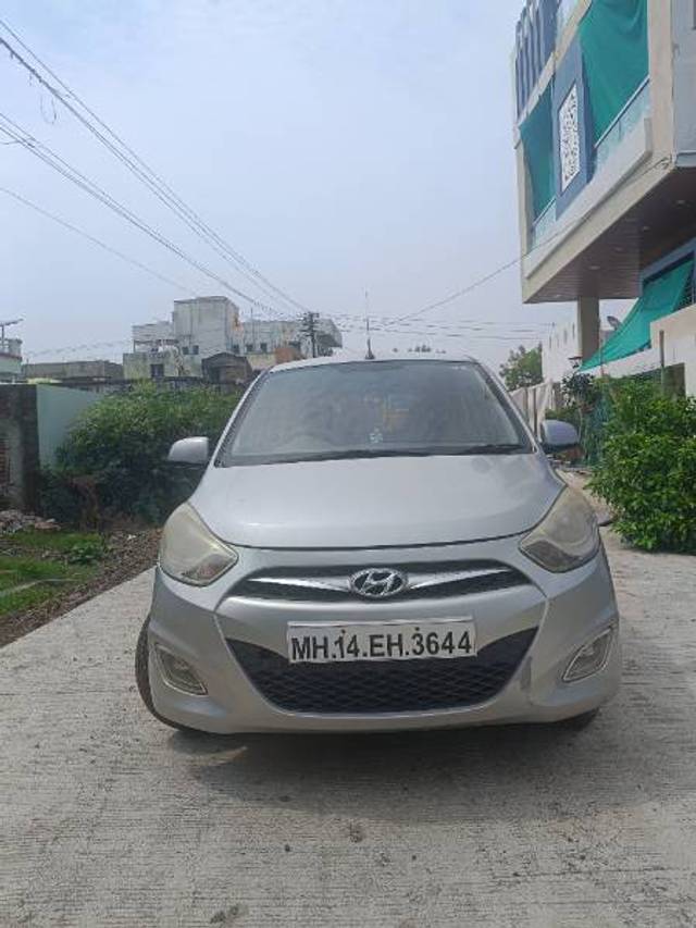 https://images10.gaadi.com/usedgaadi-sellcar/UsedCar/f5f31b7aa/02be5ba2-e3a6-4b98-851a-f70fe41cdcc6.jpg?imwidth=6402