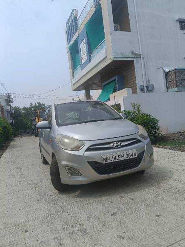 https://images10.gaadi.com/usedgaadi-sellcar/UsedCar/f5f31b7aa/fd13533a-372e-4b47-bc1f-ee54d501cbca.jpg?imwidth=6400