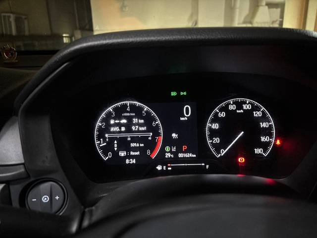 https://images10.gaadi.com/usedgaadi-sellcar/UsedCar/f5f3a927a/4ac8d383-f868-4759-9a89-b1387dac9199.jpeg?imwidth=6402